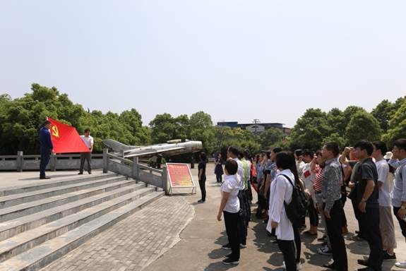 说明: C:\Users\Administrator\Desktop\信息及PPT资料\124A6664.JPG